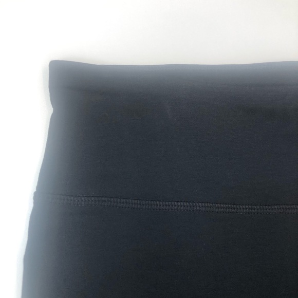 DKNY Sport Black & White City Signature Decal Biker Shorts, Multiple Sizes, NWT! - Picture 4 of 11